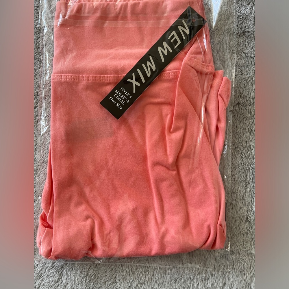 New‎ Mix Buttery Soft Biker Shorts - OS - Coral - Picture 2 of 6